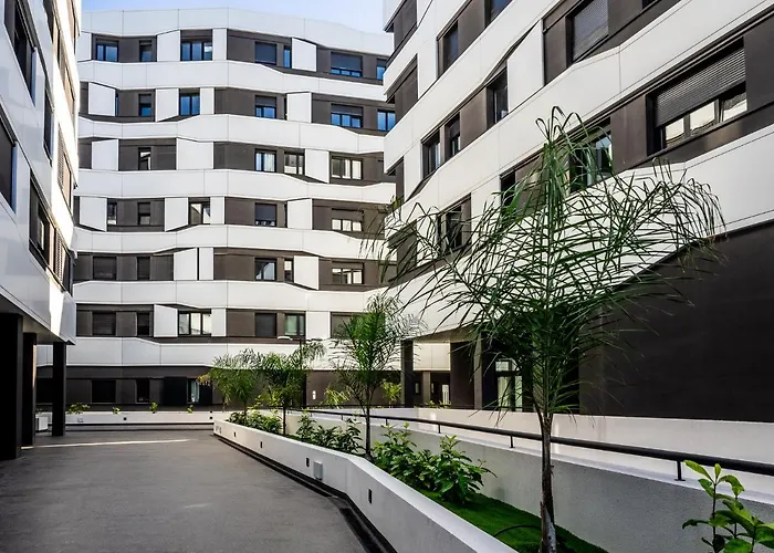 Daire Abora With Pool, Gym And Free Parking